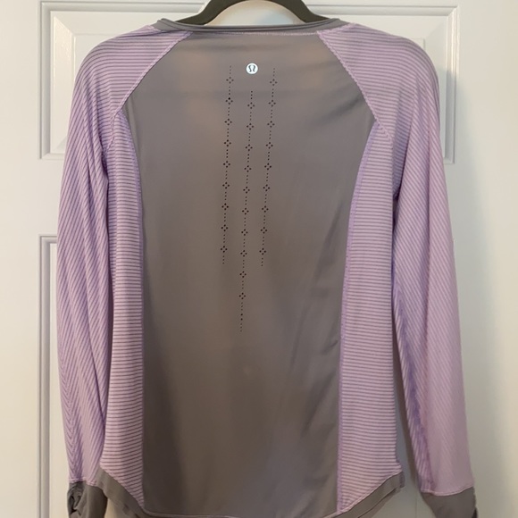 Lululemon Long Sleeved Workout Top - Lavender And Grey - Size 4 - Picture 4 of 4